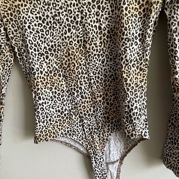 PINK VICTORIAS SECRET LEOPARD PRINT THONG BODYSUIT - Picture 12 of 13